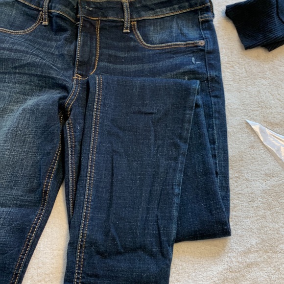 Abercrombie and Fitch Jeans - Picture 8 of 9